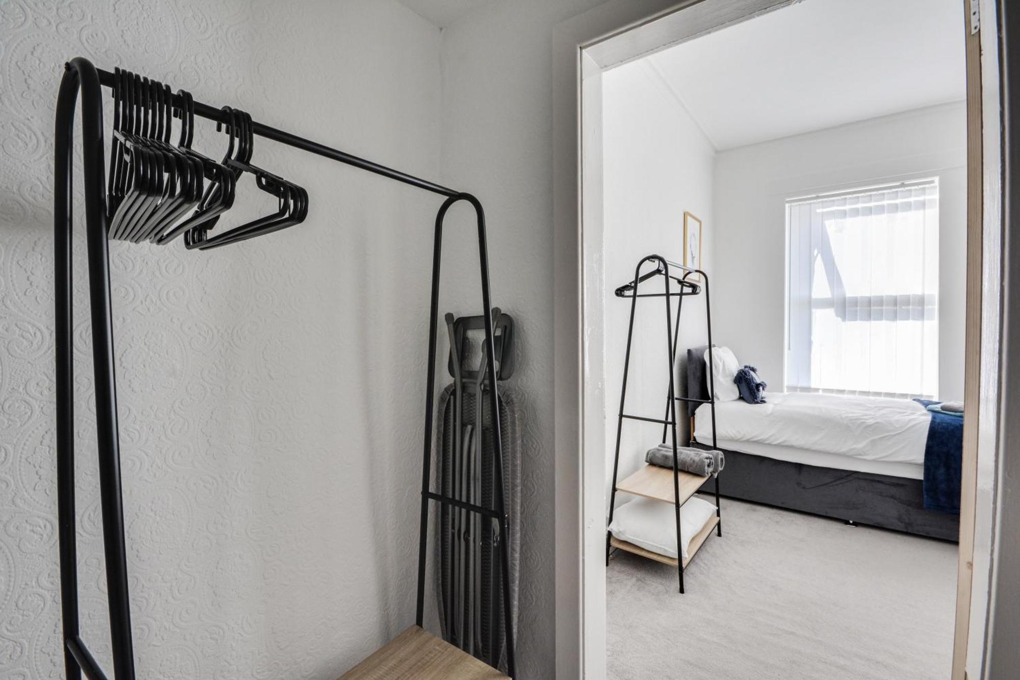Stay With Alexandra 2 Free Parking - High Speed Free Wifi Liverpool Bagian luar foto